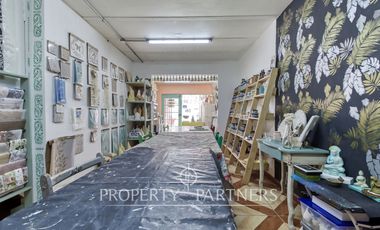 Venta de Casa para uso comercial a pasos de Avenida Brasil