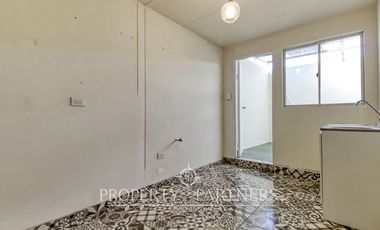 Venta de Casa para uso comercial a pasos de Avenida Brasil