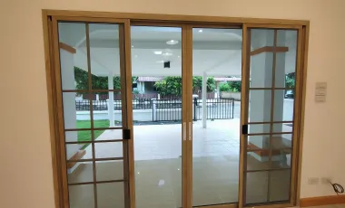 3 Bedroom House for sale at Chok Varee Home