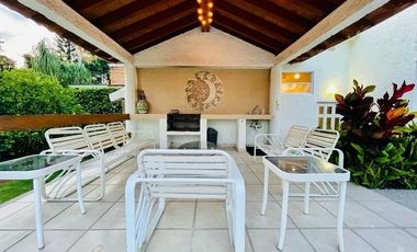 Casa y Bungalow en Venta en Lomas de Cocoyoc; Morelos