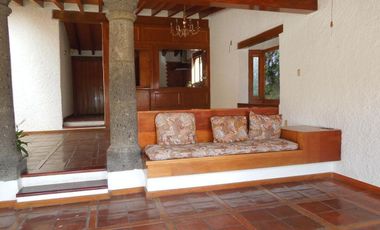 Casa y Bungalow en Venta en Lomas de Cocoyoc; Morelos