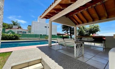 Casa y Bungalow en Venta en Lomas de Cocoyoc; Morelos