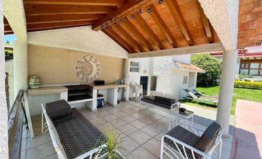 Casa y Bungalow en Venta en Lomas de Cocoyoc; Morelos