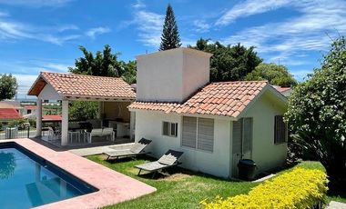 Casa y Bungalow en Venta en Lomas de Cocoyoc; Morelos