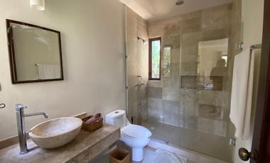 Bonita casa en venta en Villa Nautilus dentro de  Aldea Zamá, Tulum, Qroo.
