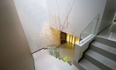 CASA EN VENTA EN PASEO DEL PARQUE TRES MARIAS, MORELIA