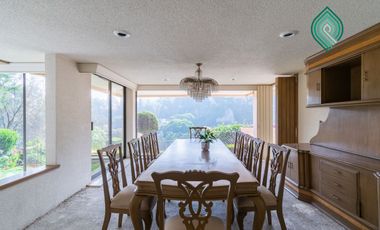 CASA CON JARDIN EN BOSQUES DE LAS LOMAS VENTA O RENTA
