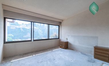 CASA CON JARDIN EN BOSQUES DE LAS LOMAS VENTA O RENTA
