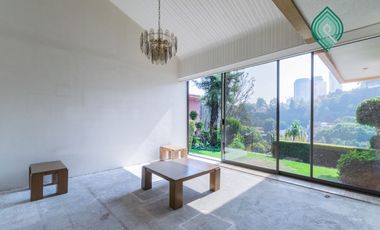 CASA CON JARDIN EN BOSQUES DE LAS LOMAS VENTA O RENTA