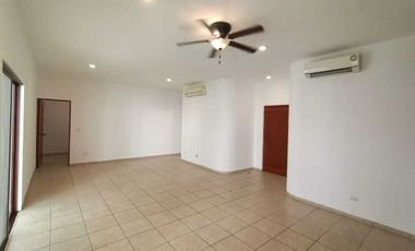 En Venta, Casa de un piso en Las Fincas, Temozón Norte Mérida, Yucatán (3Rec)