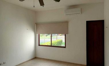 En Venta, Casa de un piso en Las Fincas, Temozón Norte Mérida, Yucatán (3Rec)
