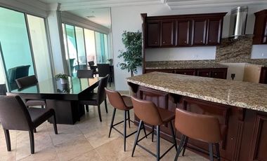 CONDOMINIO EN VENTA CON HERMOSA VISTA AL MAR !!!!!