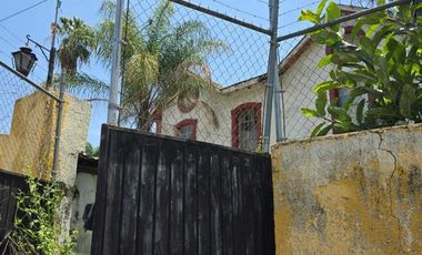 OPORTUNIDAD UNICA, CASA EN VENTA COMO TERRENO A LA ORILLA DEL LAGO DE CHAPALA.