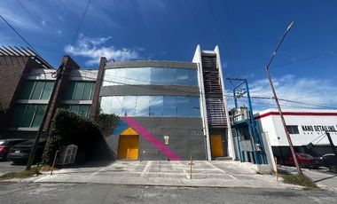 Oficina en venta zona Valle Oriente, edificio completo.
