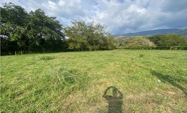 Lotes desde 1.500m2 hasta 2.540m2 en venta La Buitrera Palmira Valle