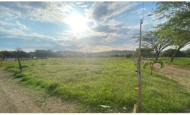 Lotes desde 1.500m2 hasta 2.540m2 en venta La Buitrera Palmira Valle