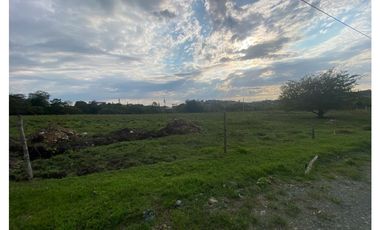 Lotes desde 1.500m2 hasta 2.540m2 en venta La Buitrera Palmira Valle