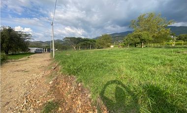 Lotes desde 1.500m2 hasta 2.540m2 en venta La Buitrera Palmira Valle