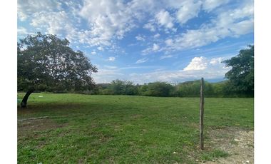 Lotes desde 1.500m2 hasta 2.540m2 en venta La Buitrera Palmira Valle