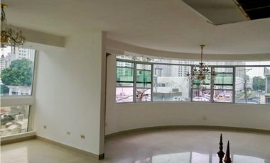 Edificio Comercial en Calle 72 Este - San Francisco