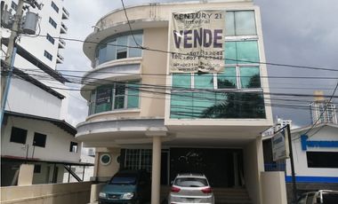 Edificio Comercial en Calle 72 Este - San Francisco - RB