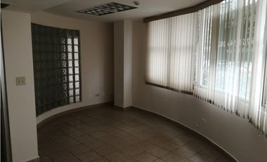 Edificio Comercial en Calle 72 Este - San Francisco - RB