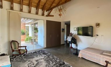 SE VENDE CASA CAMPESTRE BUGALAGRANDE VALLE.