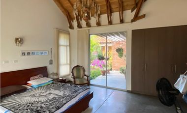 SE VENDE CASA CAMPESTRE BUGALAGRANDE VALLE.