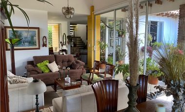 SE VENDE CASA CAMPESTRE BUGALAGRANDE VALLE.