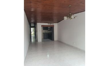 CASA EN VENTA BARRIO SANTA MONICA-DOSQUEBRADAS