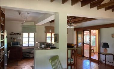 SE VENDE HERMOSA CASA ALTOS DE CERRO AZUL DE DOS PISOS 1317M2 YL
