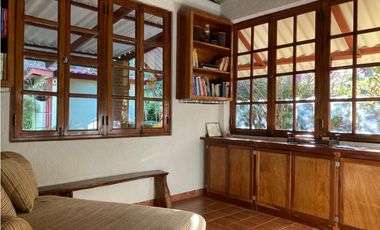 SE VENDE HERMOSA CASA ALTOS DE CERRO AZUL DE DOS PISOS 1317M2 YL