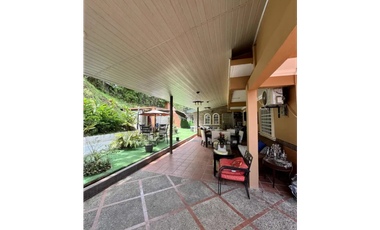 LAS CUMBRES / VILLA ZAITA / 600 M2 / 2 NIVELES / 5 HABITAC / DEPOSITO