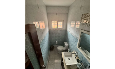 LAS CUMBRES / VILLA ZAITA / 600 M2 / 2 NIVELES / 5 HABITAC / DEPOSITO