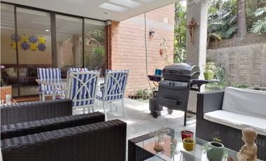 Vendo amplia casa para remodelar en el Poblado los Balsos