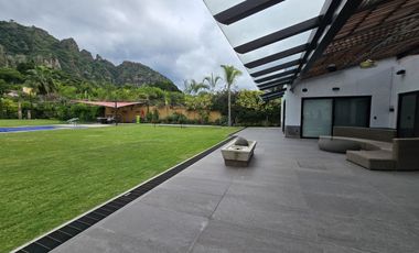 Casa en Venta en Tepoztlán en condominio