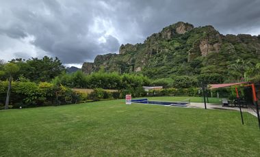 Casa en Venta en Tepoztlán en condominio