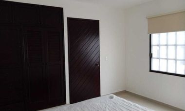 CASA EN RENTA, ESTILO CAMPIRANA. PUERTO PESQUERO. CARMEN,CAMPECHE.