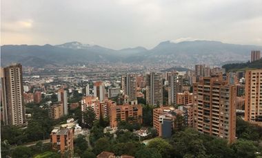 Apartaestudio amoblado Moderno cerca al tesoro el poblado con vista