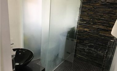 Apartaestudio amoblado Moderno cerca al tesoro el poblado con vista