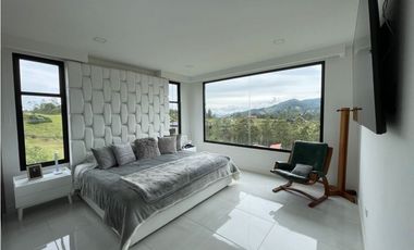 Casa en Parcelación para Arriendo Amoblado en El Retiro Pantanillo