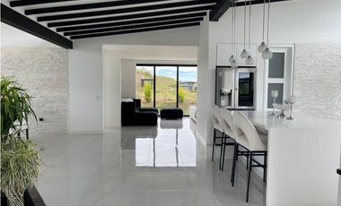Casa en Parcelación para Arriendo Amoblado en El Retiro Pantanillo