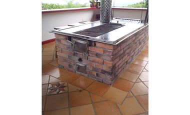 SE VENDE HERMOSA FINCA DE RECREO VIA A ARMENIA