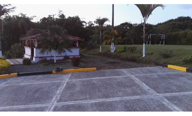 SE VENDE HERMOSA FINCA DE RECREO VIA A ARMENIA