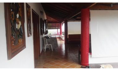 SE VENDE HERMOSA FINCA DE RECREO VIA A ARMENIA