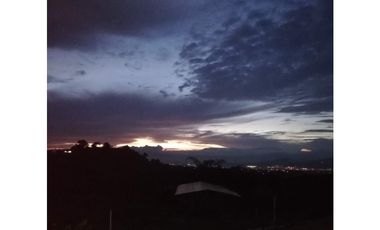 SE VENDE HERMOSA FINCA DE RECREO VIA A ARMENIA