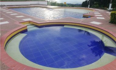 SE VENDE HERMOSA FINCA DE RECREO VIA A ARMENIA