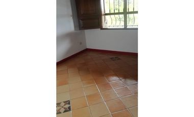 SE VENDE HERMOSA FINCA DE RECREO VIA A ARMENIA