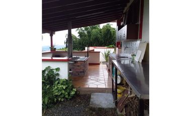 SE VENDE HERMOSA FINCA DE RECREO VIA A ARMENIA