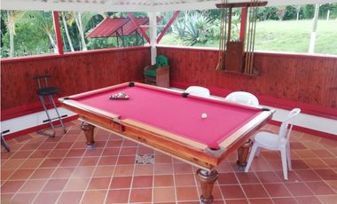 SE VENDE HERMOSA FINCA DE RECREO VIA A ARMENIA